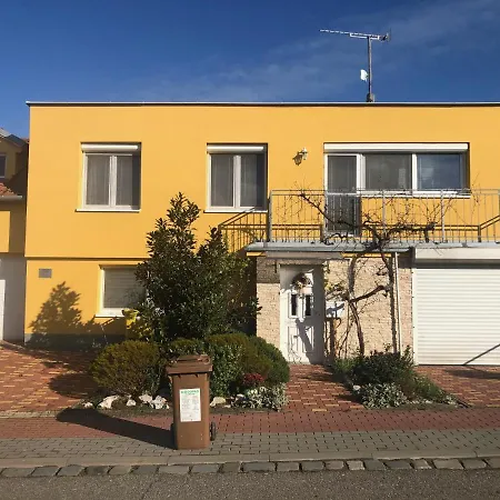 Ubytovani U Jerabku - Parkovani Zdarma Mikulov Exterior photo