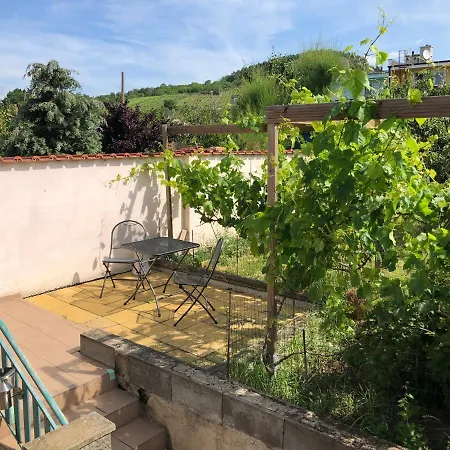 Ubytovani U Jerabku - Parkovani Zdarma Mikulov Exterior photo